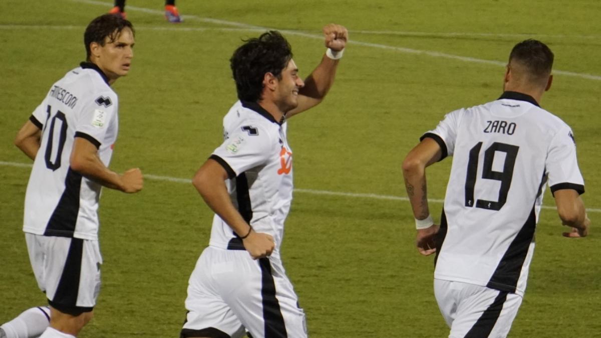 Cesena-Carrarese 2-1 | Prima gioia stagionale al Manuzzi