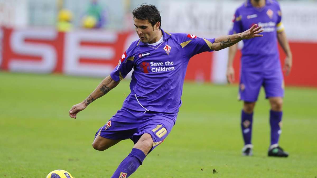 Agente Mutu "Mutu è fuori rosa, ma la Fiorentina non vuole cederlo al Cesena"