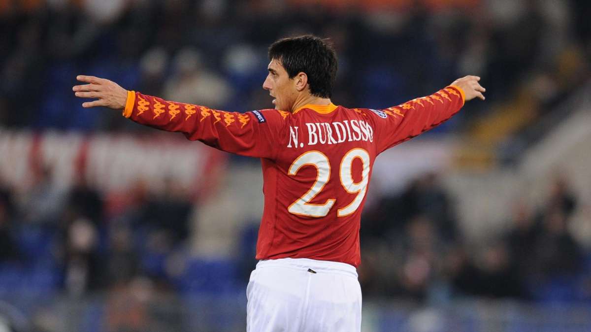 Roma, Burdisso: "Ora battiamo anche la Fiorentina"