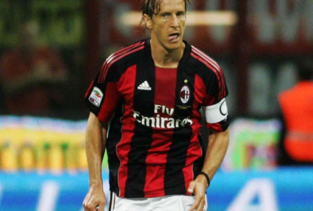 Milan, Ambrosini suona la carica