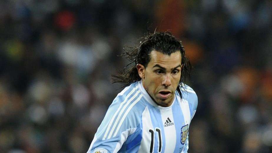 Man. City, super offerta del Chelsea  per Tevez