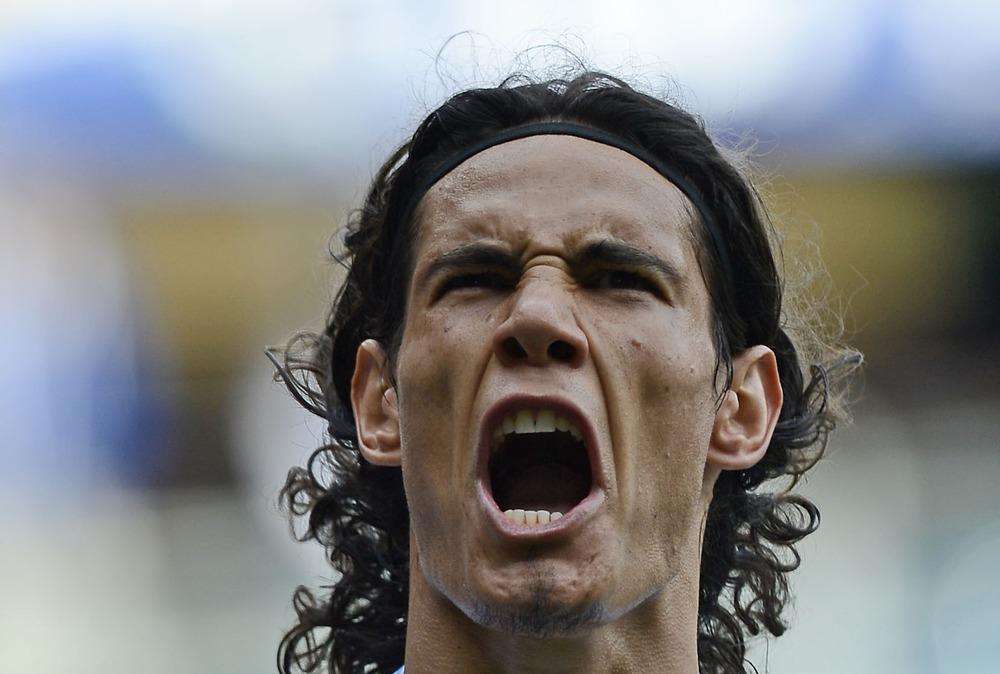 Napoli, Mazzarri: "Cavani per noi è fondamentale"