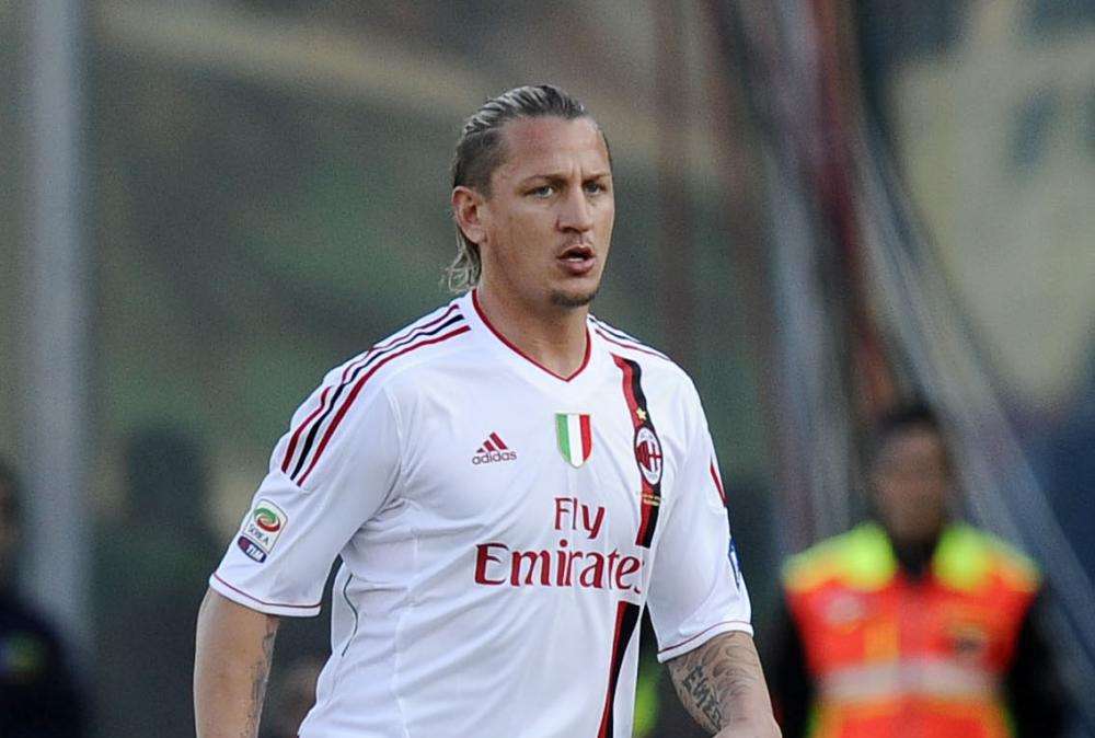 Milan, voci di addio per Mexes