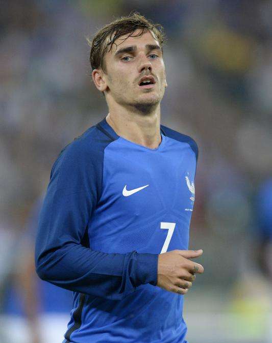 Dall'Inghilterra: il Chelsea prepara una super offerta per Griezmann
