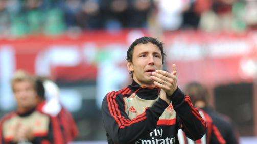 Psv, Van Bommel punge: "Mi aspettavo un altro Napoli"