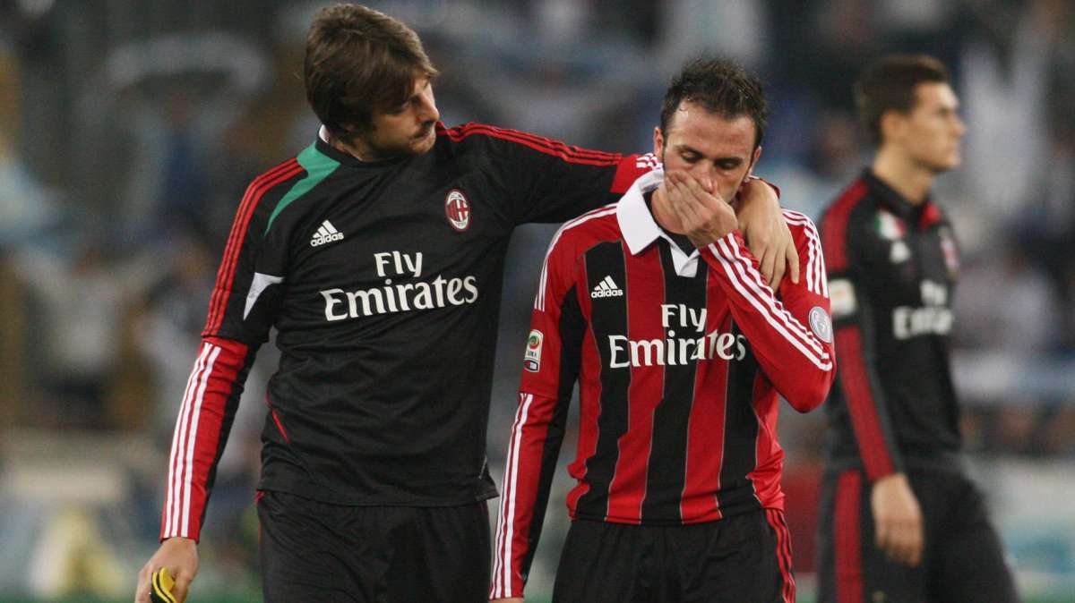 Crisi nera per il Milan: si va in ritiro