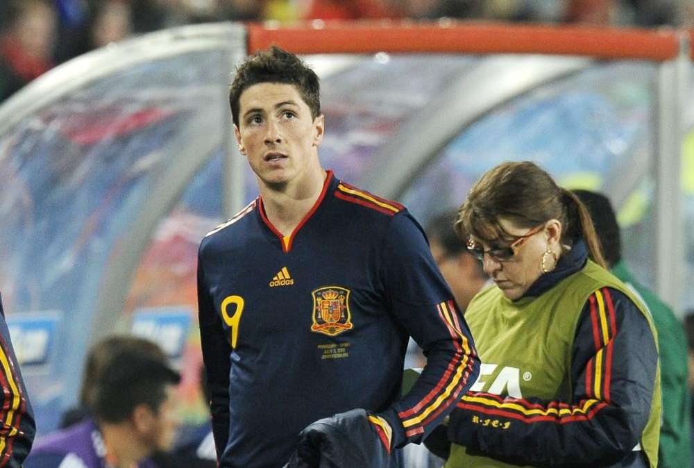Liverpool, via Torres arriva Carroll?