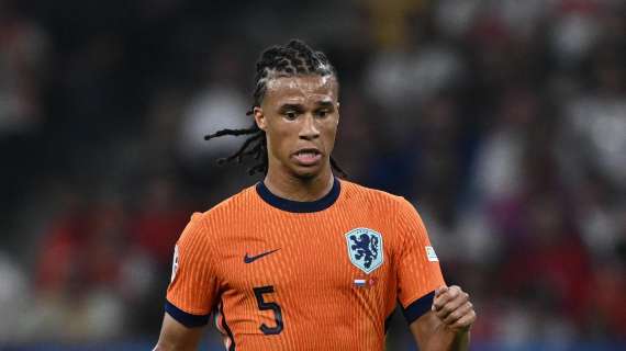 Manchester City, Aké frenato da un infortunio: salta l'Inter