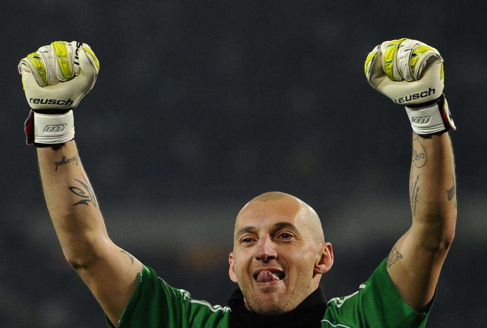 Milan, Abbiati: "Pastore-Hamsik, meglio con noi!"