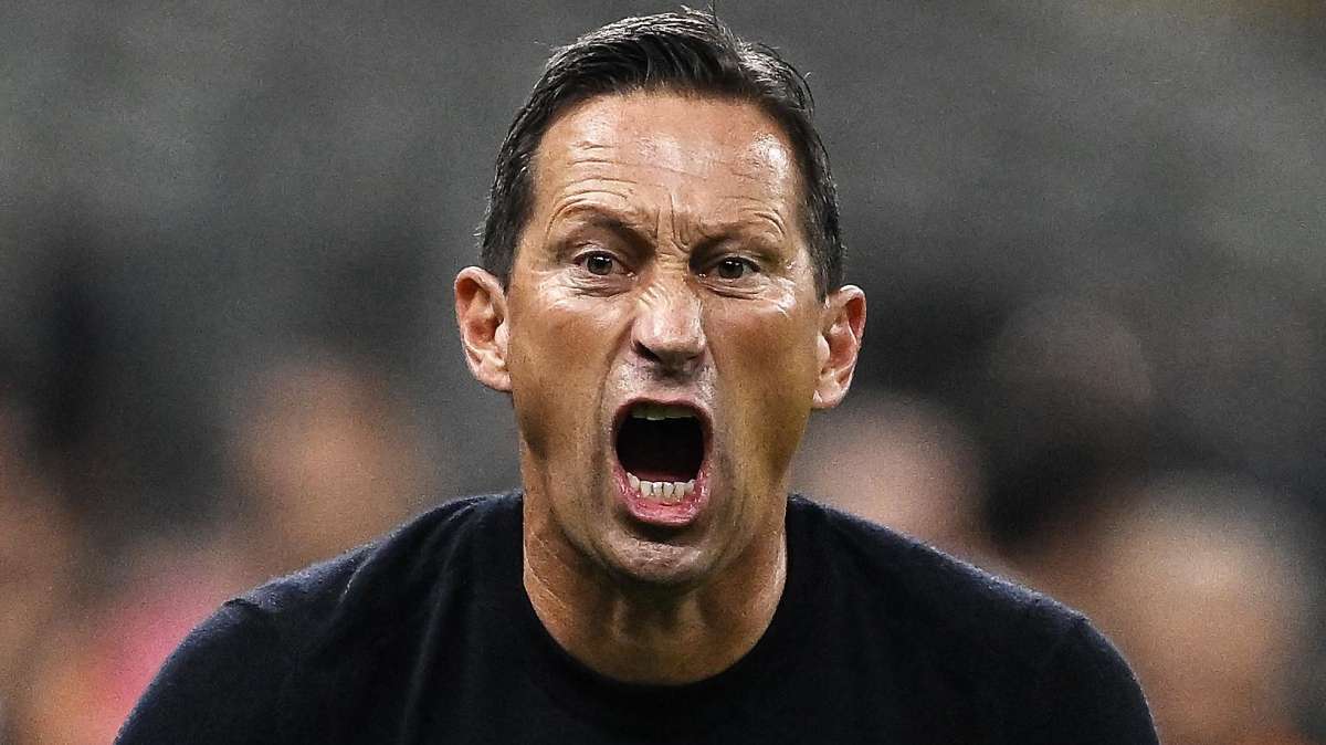 Benfica, Schmidt ammette: "Diversi club interessati a Neres"