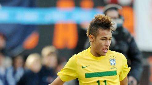 Barcellona, Dani Alves chiama Neymar