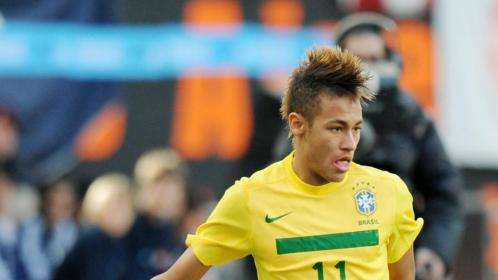Neymar: "Oscar e Alves mi pressano per venire in Europa"
