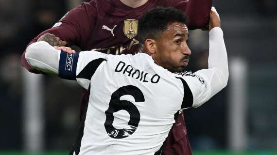 Juventus, Danilo: "Voglio restare qui fino alla fine, non sarò il primo capitano che lascia a metà stagione"