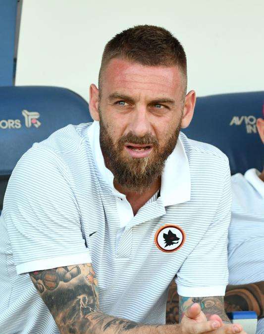 Roma, che stangata per De Rossi. Squalifica pesante anche per Emerson