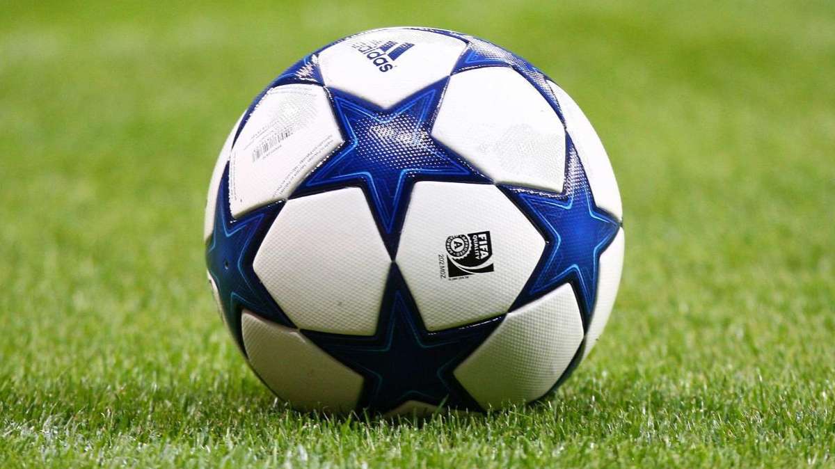Schalke, Metzelder: "Possiamo battere l'Inter e ripetere l'impresa del 1997"