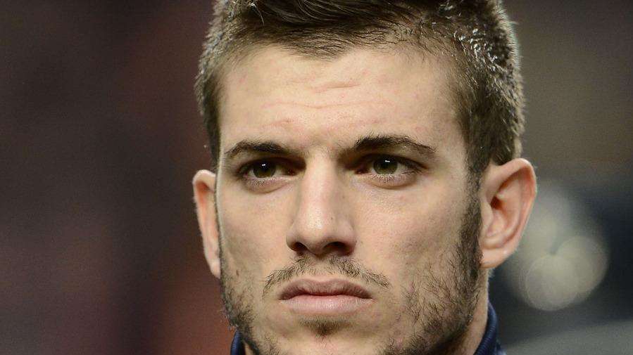 Santon chiama il Milan: "Sarebbe bello giocarci"