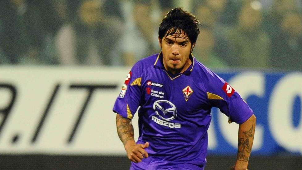 Fiorentina, Vargas allontana il mercato