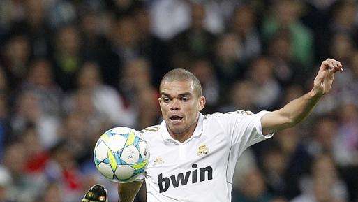 Real Madrid, pronta una sanzione per Pepe per le parole contro Mou