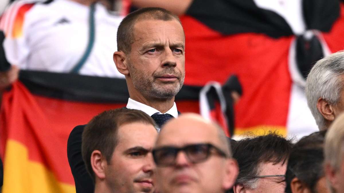 Ceferin elogia Buffon: "Miglior portiere della storia del calcio"