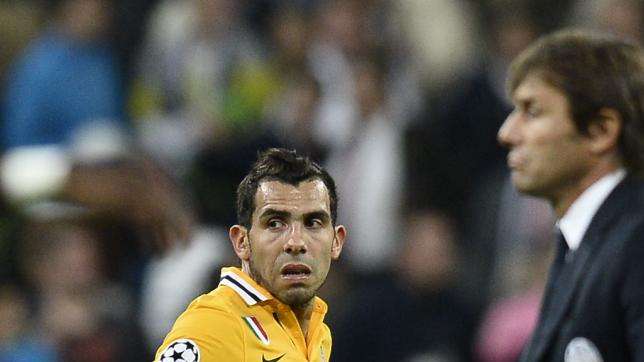 Juventus, Tevez: "In dieci tutto è diventato difficile"
