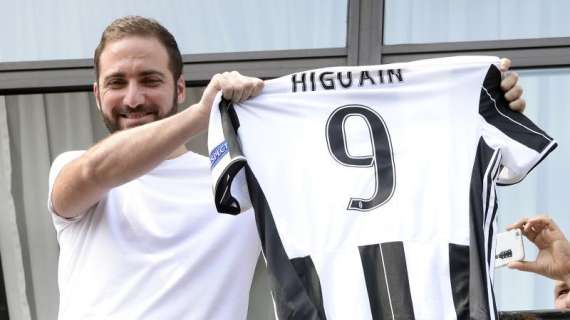 Juventus, Higuain si presenta : 