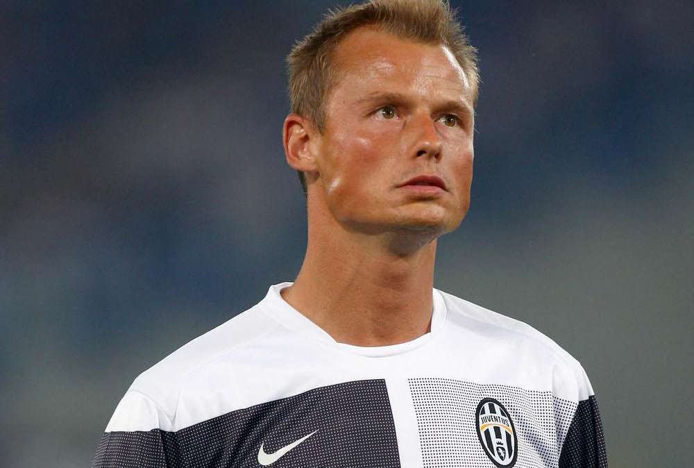 Juventus, Manninger fuori un mese