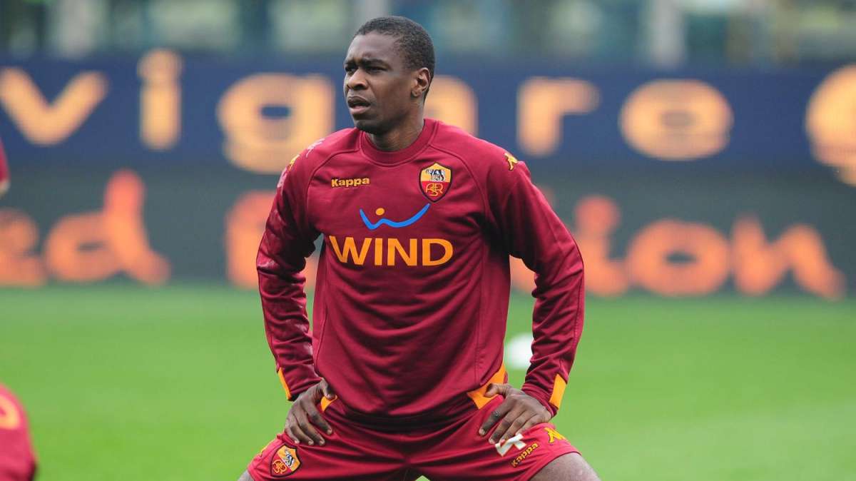 Roma, differenziato per Juan