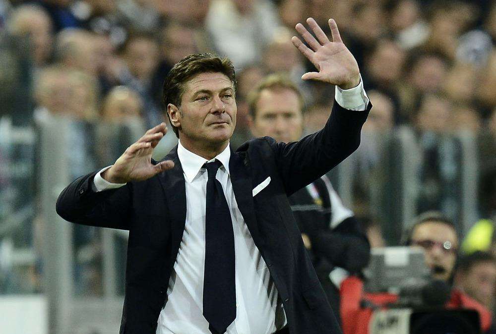 Napoli, Mazzarri chiarisce: "Sono in scadenza, deciderò a fine anno"