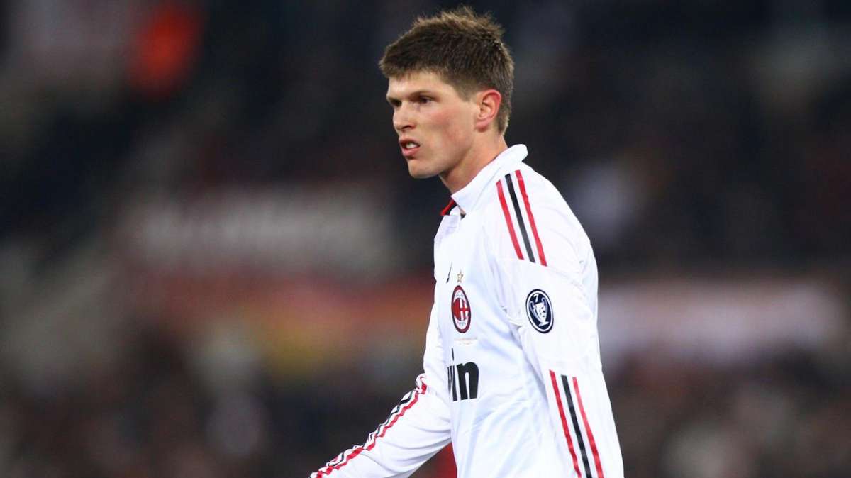 Schalke 04, Huntelaar attacca il Milan: "Non giocavano i migliori"