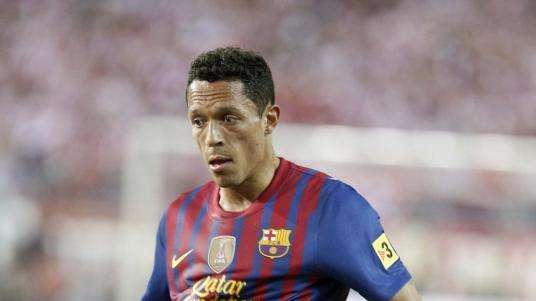 UFFICIALE - Barça, Adriano rinnova