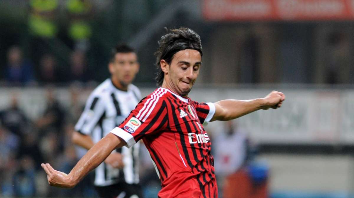 Milan, Aquilani: "Il paragone tra me e Pirlo non esiste. Sono qui per farmi apprezzare dai tifosi del Milan"