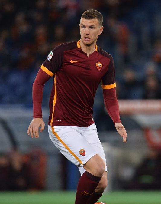 West Ham, tutto su Dzeko. Pronta un'offerta da 25 mln