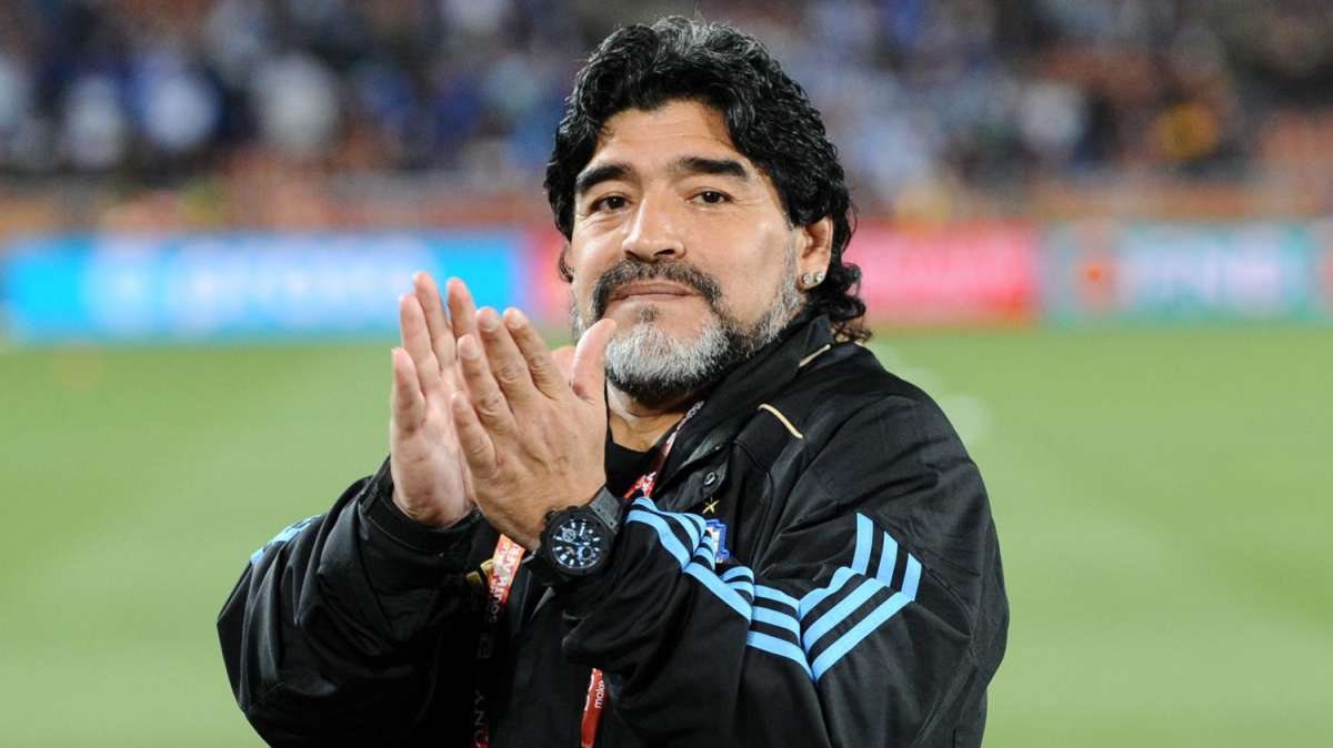 Real Madrid, Maradona: "Mourinho vi regalerà la Champions"