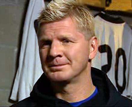 Schalke, Effenberg in pole per la panchina