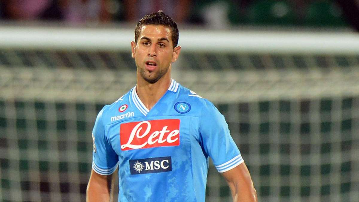 Napoli, carica Britos: "Voglio subito il Chelsea"