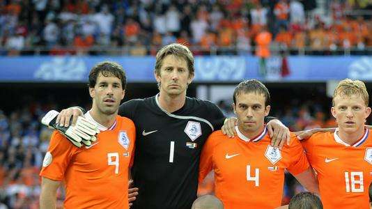Man. United, Van der Saar conferma: "Mi ritiro"