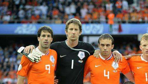 Man Utd, Van Der Saar: "Non commetteremo gli stessi errori del 2009"