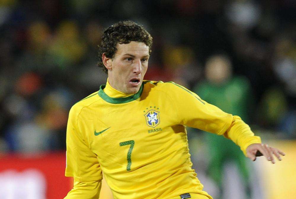 Milan, Elano come sostituto di Seedorf