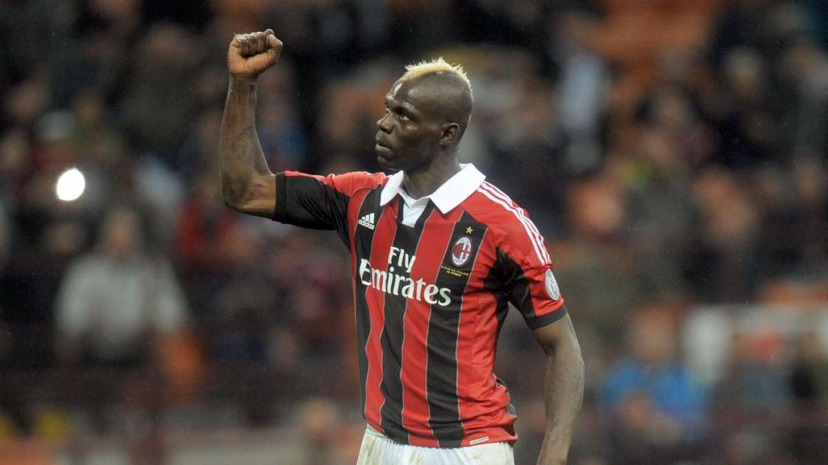Balotelli: "Bravo Pazzini! Gli arbitri mi trattano male"