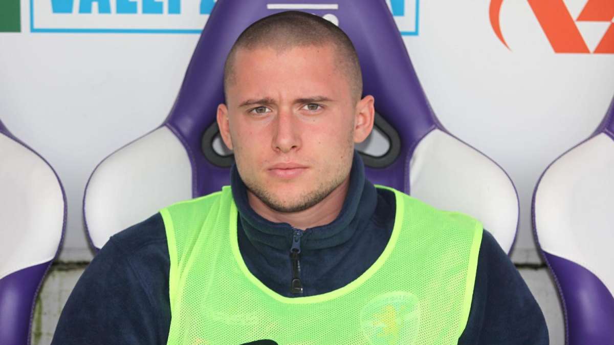 EL, Napoli su Daprelà, ma l'agente frena: "Meglio l'estero"