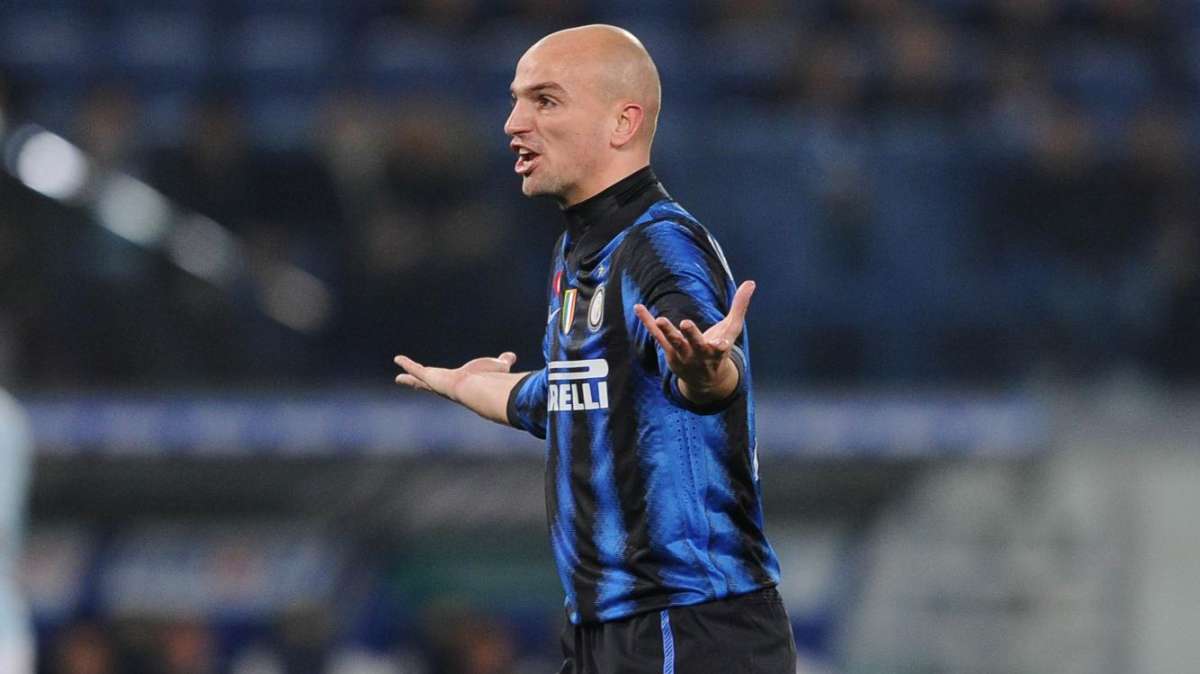 Inter, per Cambiasso tre settimane di stop. Ma non è l'unica tegola...