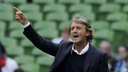 Man. City, Mancini: "Balotelli è giovane per essere un leader della nazionale"