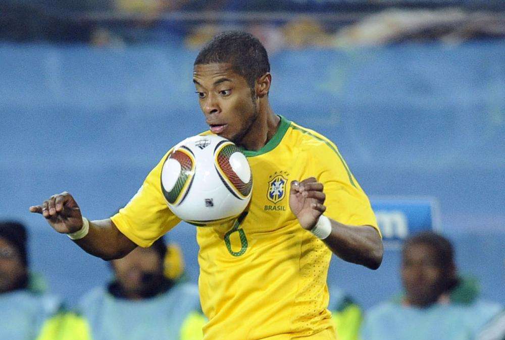 Juve, l'agente conferma: Bastos è ad un passo