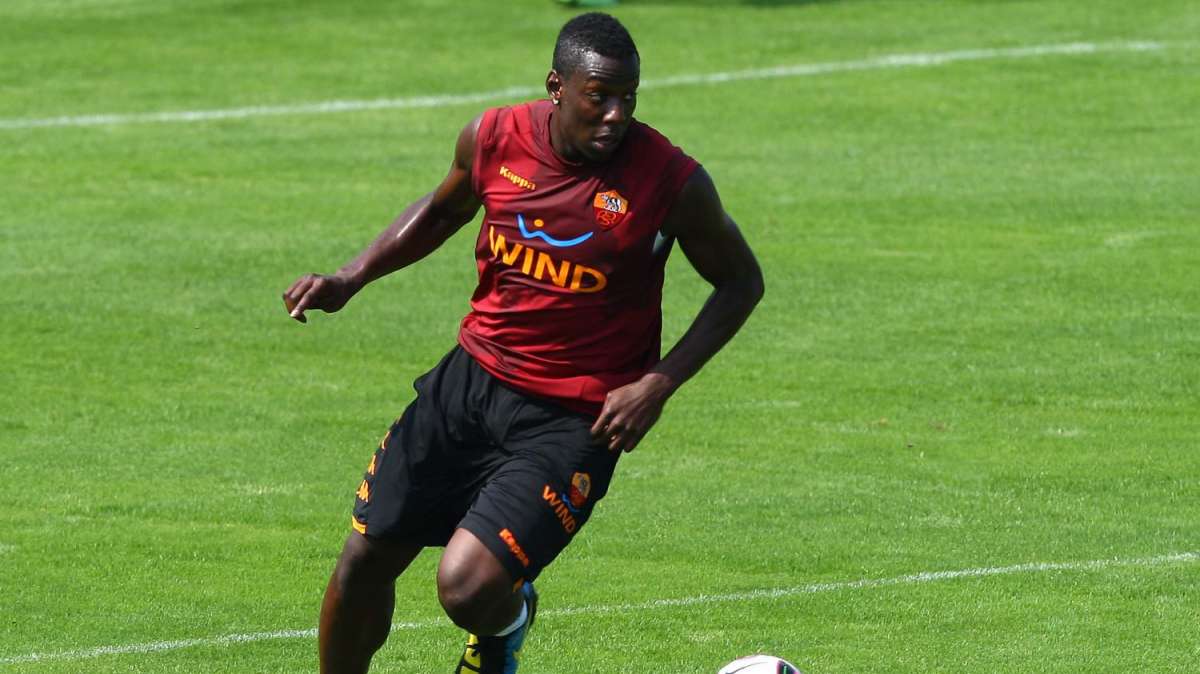 Roma, Okaka vuole spazio: "Altrimenti vado via"