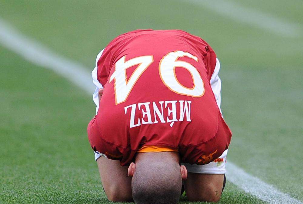 Roma, Menez è addio