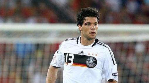 Bayer Leverkusen, pronto il rinnovo per Ballack