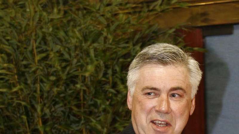 Chelsea, Ancelotti spera nell'esclusione di Balotelli