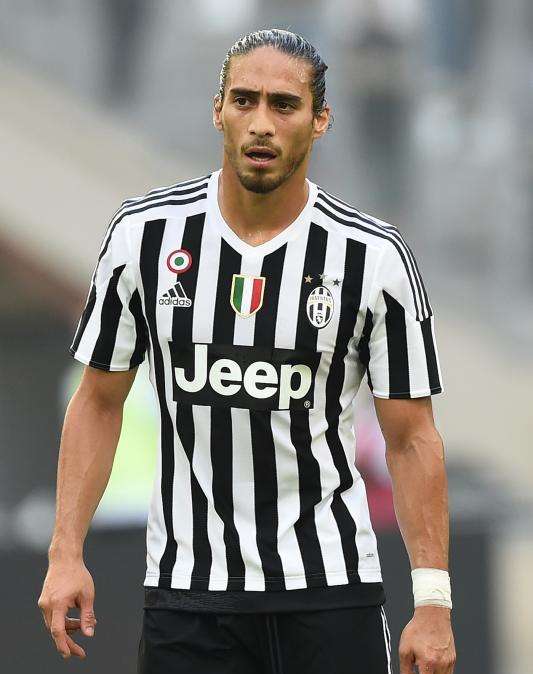 Milan e Roma si contendono un bianconero