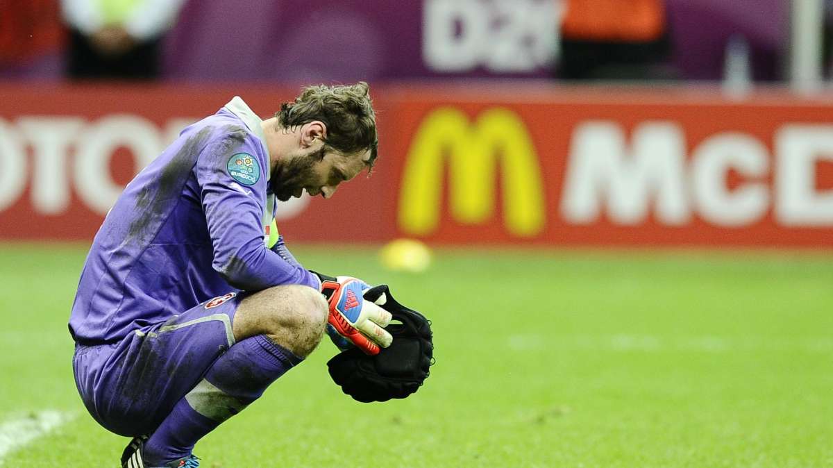 Cech si schiera con Benitez
