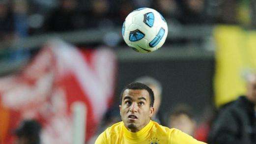 Inter, sfida con Chelsea e United per Lucas